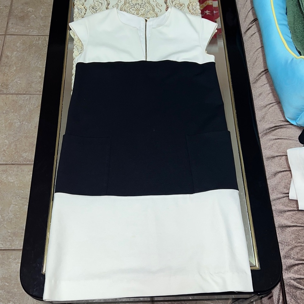 Kate Spade black and white short-sleeved sheath dress